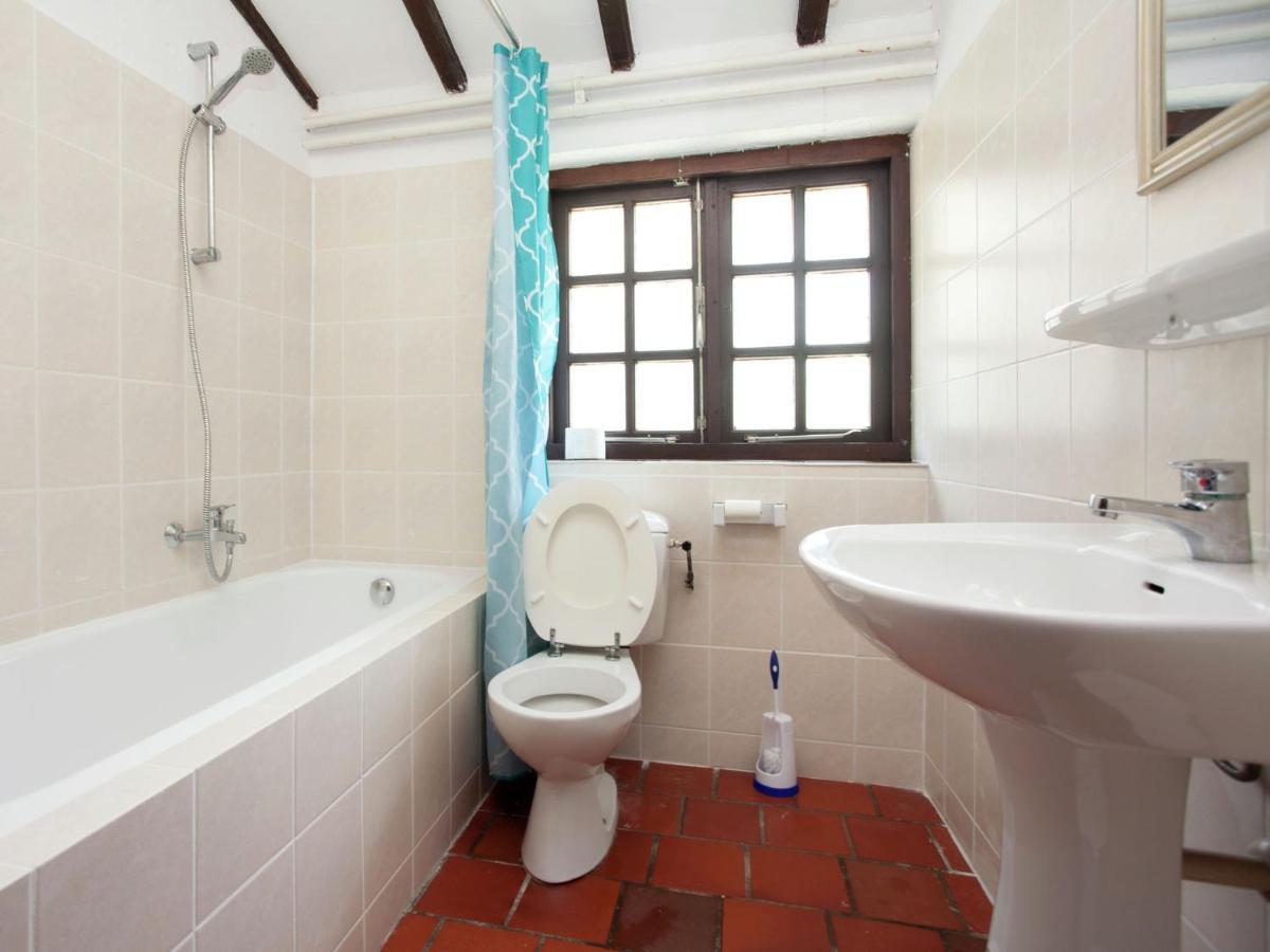 Magnificent Farmhouse In Sint Joost מראה חיצוני תמונה